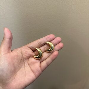 Elegant Gold Crescent Earrings